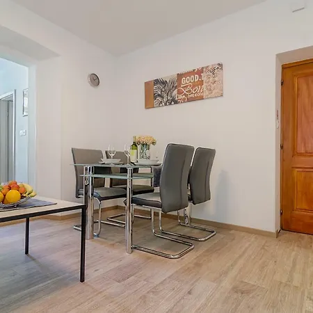 Apartman De Ville Pula